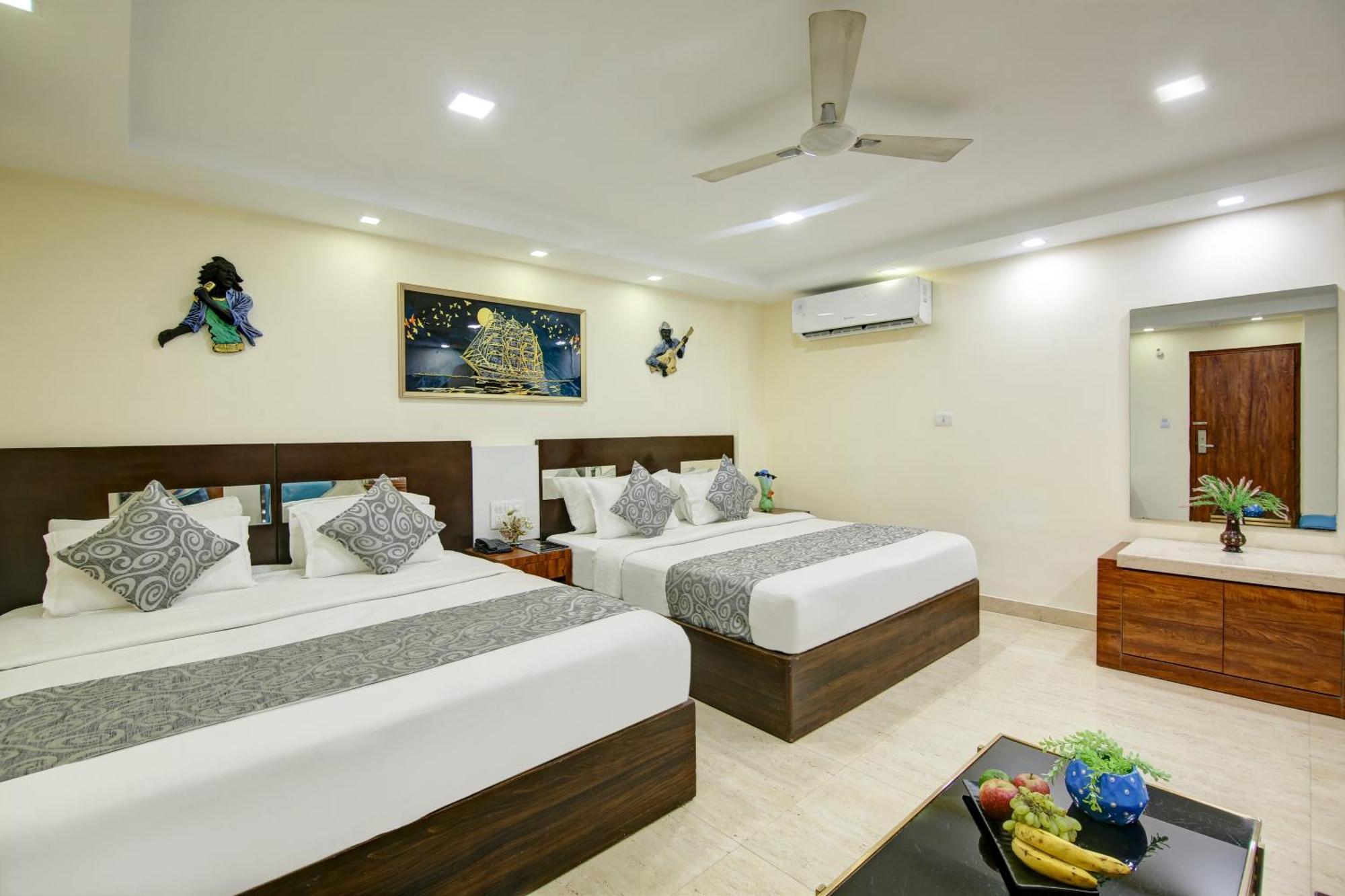 Hotel Neu Villa - Near Connaught Place & New Delhi Railway Station Exterior photo